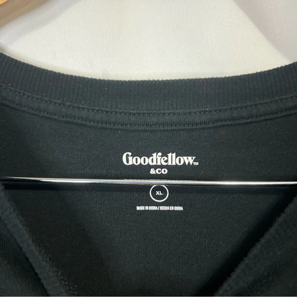 Goodfellow & Co Women’s Crewneck - Picture 2 of 3